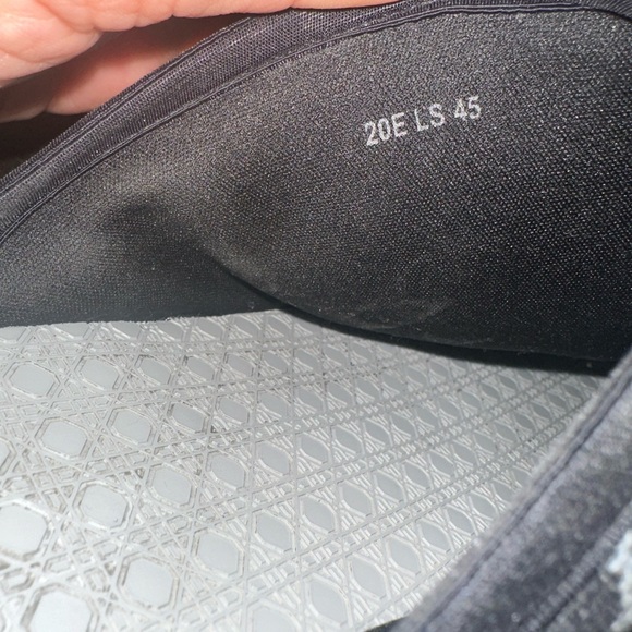 Men’s Dior alpha slides - Picture 5 of 5